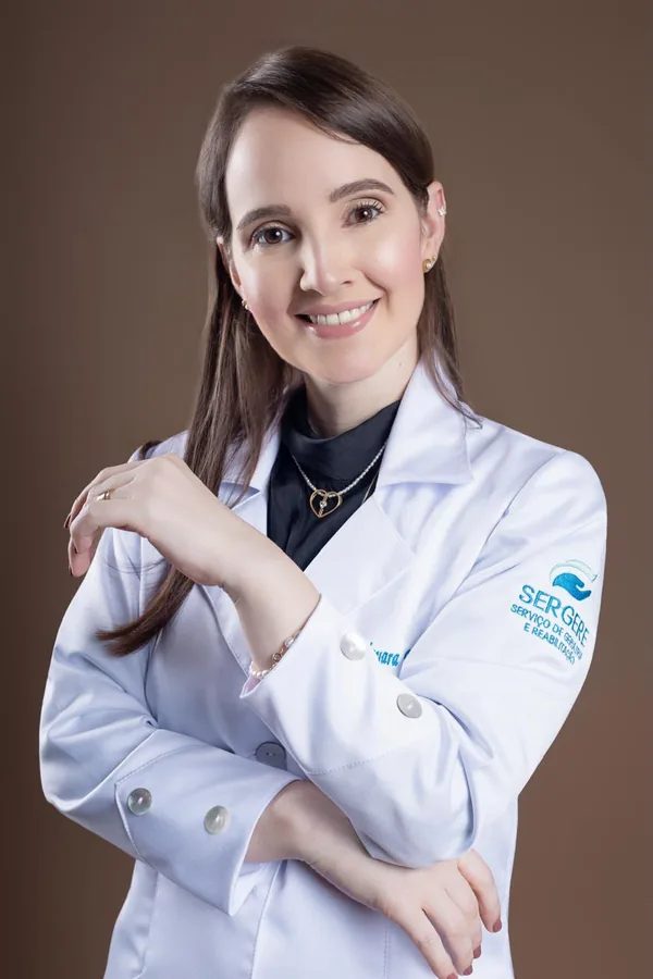 Dra. Mayara Dourado